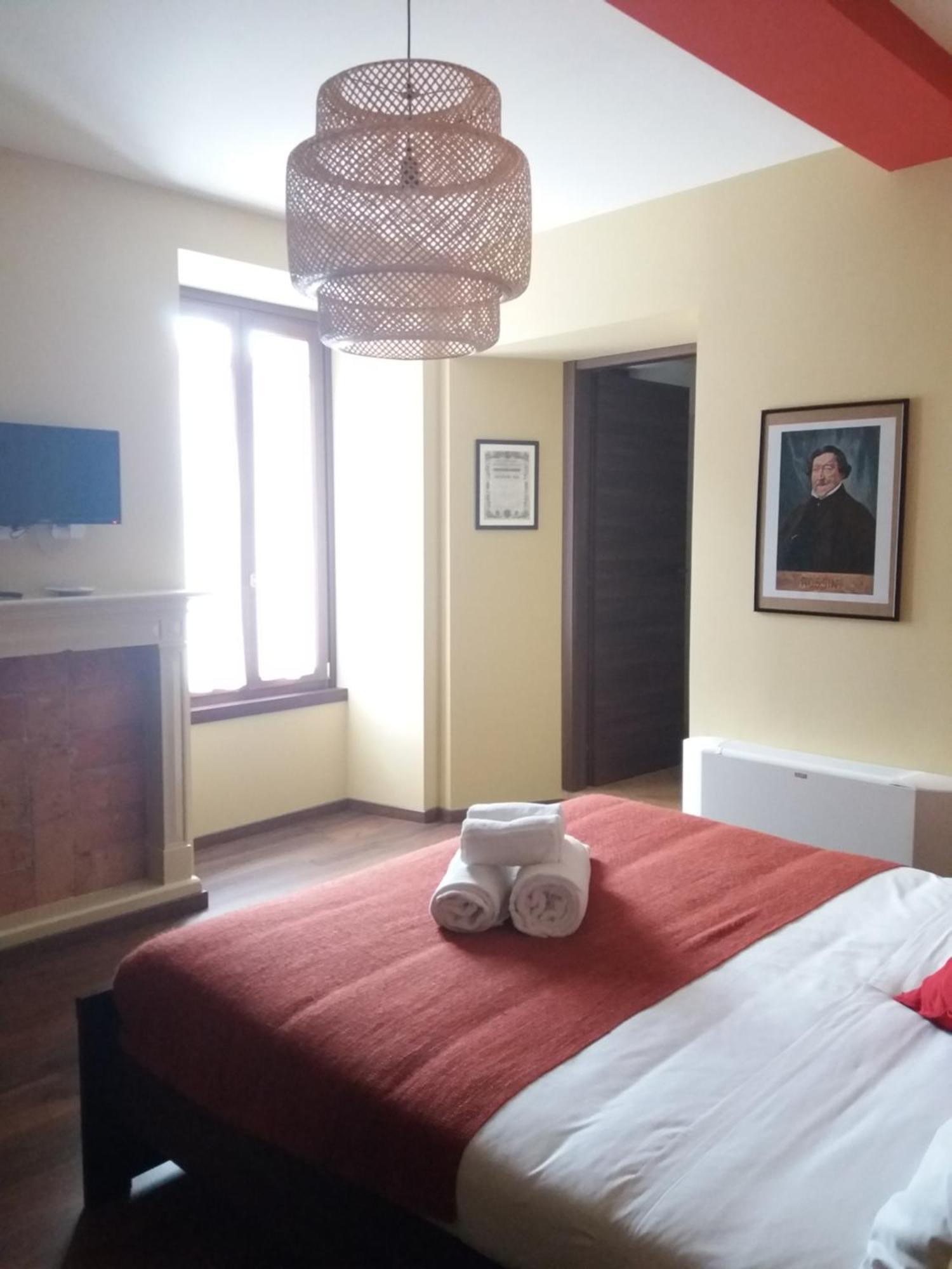 Carlito'S Trattoria Con Alloggio Vertemate Kamer foto